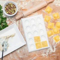 Ravioli Maker and Rolling Pin – 250ºC