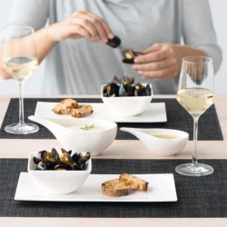 Sauceboat With Handle 19Cm - À Table