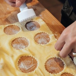 Ravioli Round Stamp – 250ºC Plus
