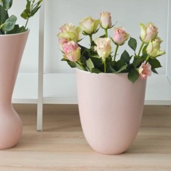 vase, powder pink *22,5 x 16 cm, h. 28 c