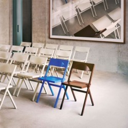 Folding and Stackable Chair Grey – Piana