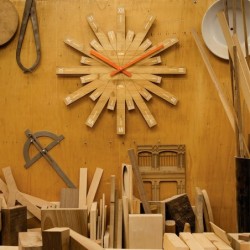 Wall Clock - Raggiante