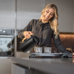 Vacuum Flask 1Lt Black - Riviera 63