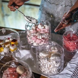 COLHER DE SERVIR GRAGEIAS DOCES