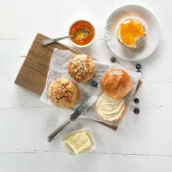 Round Bread Rolls