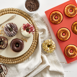 Mold for 6 Donuts Red