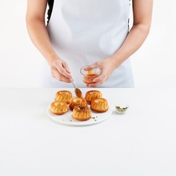 6 Mini Savarin Cake Mould Red