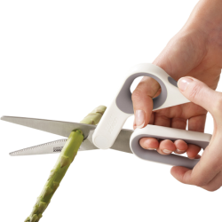 5-piece Knife & Scissor Set with Block - Elevate