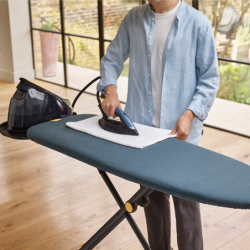 Easy-Store Ironing Board Black - Glide Max Plus