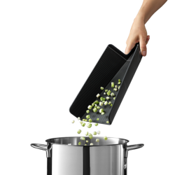 Regular Folding Chopping Board Black - Chop2Pot Plus