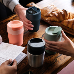 Taza de Viaje con Tapa Abatible Verde - Sipp