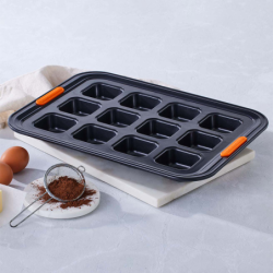 Tray for 12 Mini Brownies