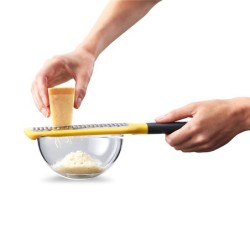 Ralador Grosso Plano com Fixador - GripGrater