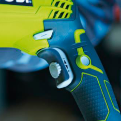Taladro Percutor De 1010W RYOBI