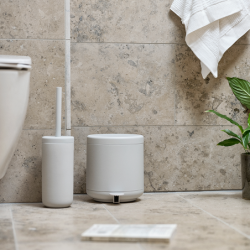 Escobilla de Baño Gris Claro - Ume