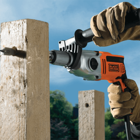 Berbequim Percutor 910W com 2 Velocidades BLACK+DECKER