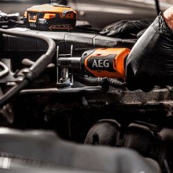BSS18R14BL-0 CHAVE ROQUETE 18V 1/4 61Nm.