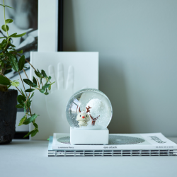 REINDEER SNOW GLOBE L LATTE