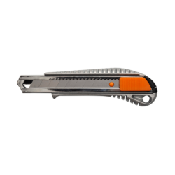 FISKARS Professional Cutter 18mm