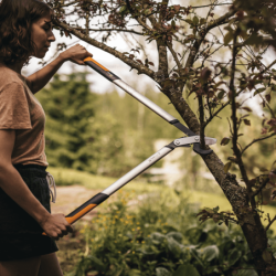 Podadora Bypass Powergear X L LX98 FISKARS