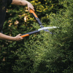 Tesoura Poda Sebes Powergear X HSX92 FISKARS