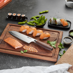Medium Chopping Board with Juice Groove - Enno