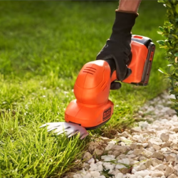 Tesoura Corta-relvas e Corta-sebes 18V 2Ah com Carregador 1A BLACK DECKER
