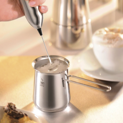Frothing Jug 600ml - Claudio