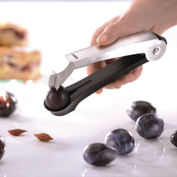 Plum Pitter - Dropio