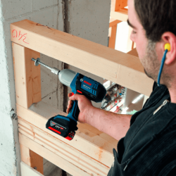 APARAFUSADORA IMPACTO GAMA ROBUST GDS 18