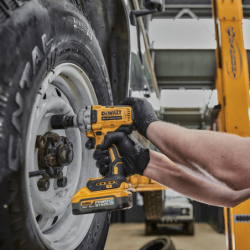DEWALT Impact Wrench 1/2' XR 18V ​​Li-Ion 5Ah