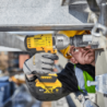 Chave de Impacto sem Escovas XR 18V Li-Ion 5Ah 1/2' Alto Par com Anel de Retenção DEWALT