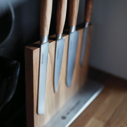 Knife Block Magnetic 28cm