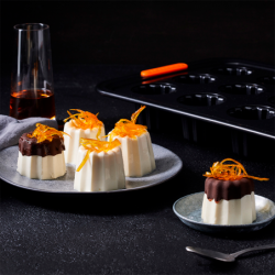 12 Cup Cannelé Tray
