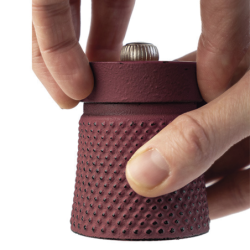 Pepper Mill in Cast Iron - Bali Red