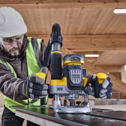 Tupia sem Escovas XR 18V 12mm / 1/2' Eletrónica sem Carregador/Bateria com Mala TSTAK DEWALT