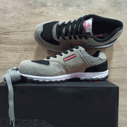 SAFETY SHOE MODEL 04 44