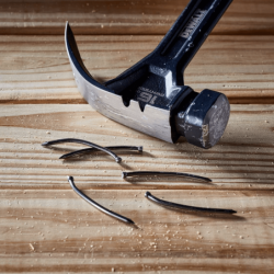 Martelo Cabeça Curva 453g DEWALT