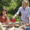 Expandable Wine Cooling Sleeve Red - Frizz
