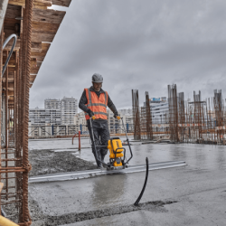DEWALT POWERSHIFT™ Vibrating Ruler 554WH without Battery/Charger