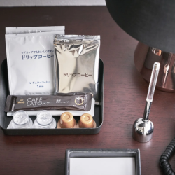 TOWER AMENITY TRAY M BK