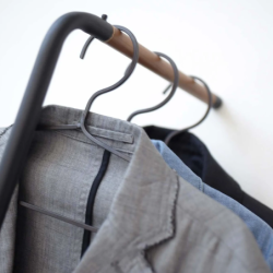 Slim Leaning Coat Hanger Black - Tower