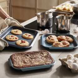 Non-Stick Large Baking Tray Blue - Nest Bake