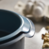 Non-Stick 2-piece Round Cake Tin Set - Nest Bake