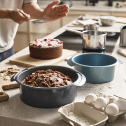 Non-Stick Round Cake Tin 20cm - Nest Bake