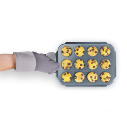Non-Stick 12 Cup Muffin Tray - Nest Bake
