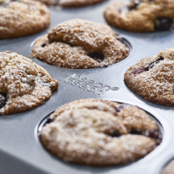 Tabuleiro Antiaderente para 12 Queques - Nest Bake