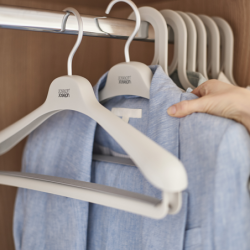 Juego de 2 Perchas para Trajes y Abrigos - Orderly