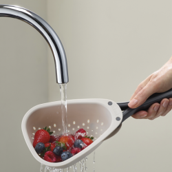 Small Colander with Folding Handles - Droplet