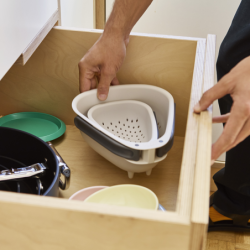 Small Colander with Folding Handles - Droplet